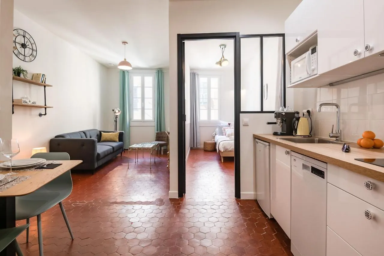 Appartement Papa Riviera - Nice Old Town - 1-3 Pers