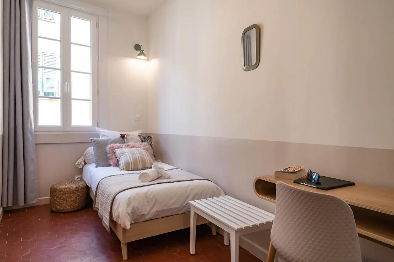 Appartement Papa Riviera - Nice Old Town - 1-3 Pers